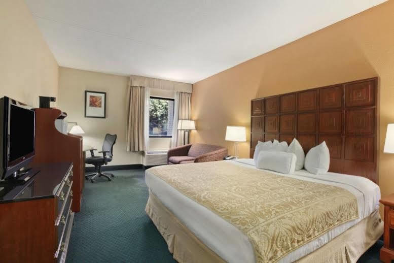 Hotel Ramada By Wyndham Columbus North Westerville Exteriér fotografie